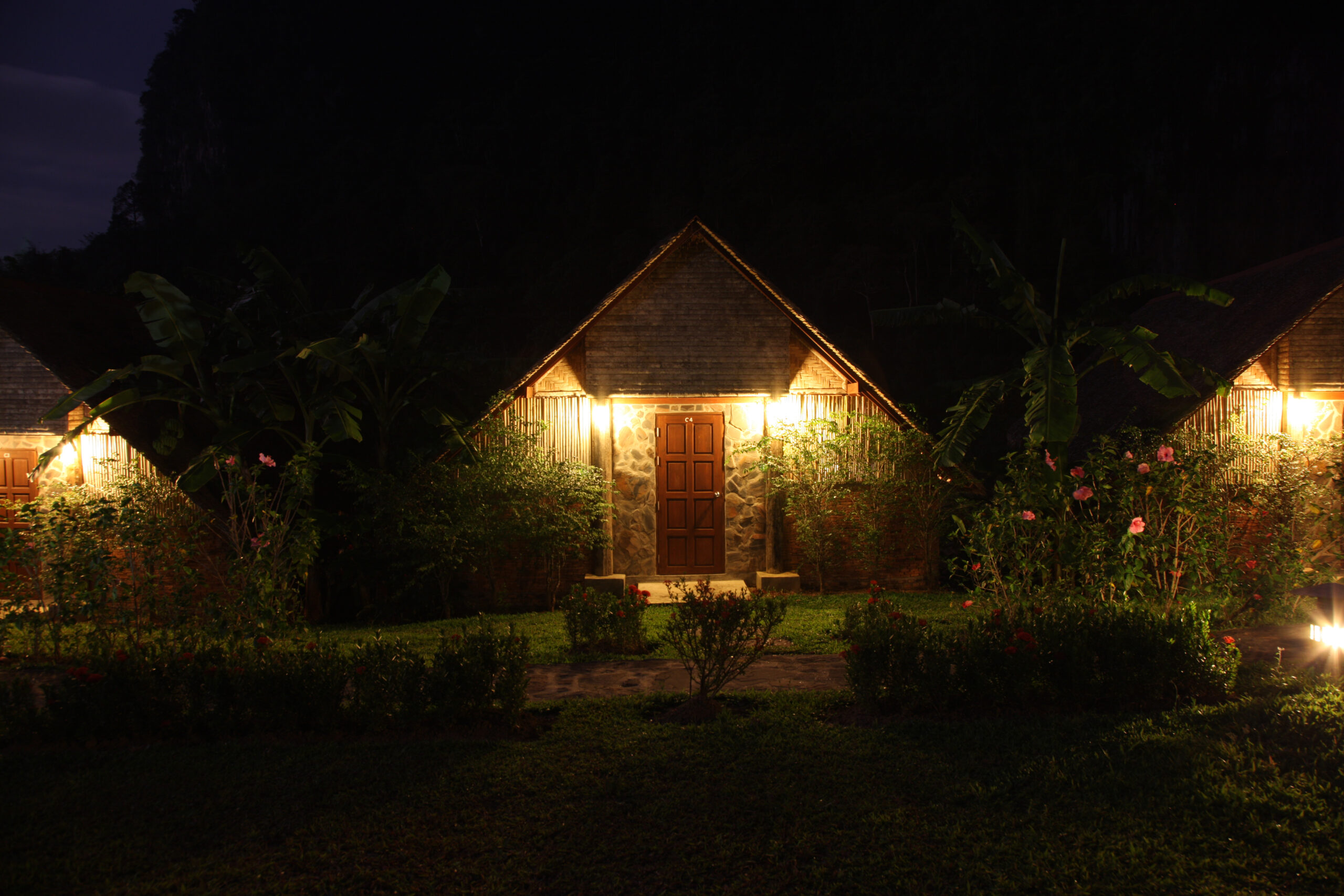Expert Outdoor Lighting Design Advice for California Homeowners 